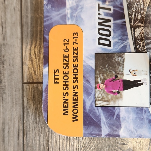 NWT Yukon Charlie's SlipNots Traction Soles 2 pair pack M sz 6-12, W 7-13 - Picture 2 of 11